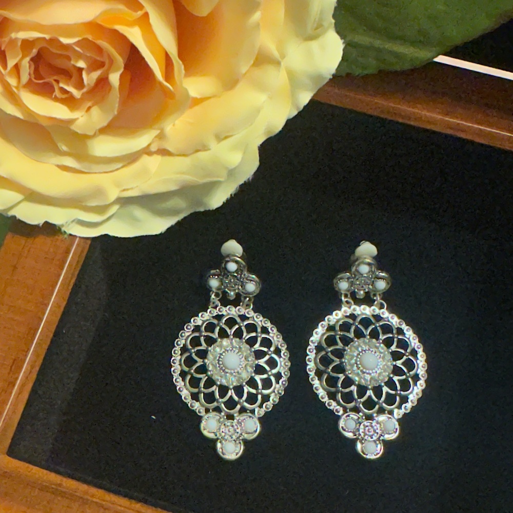Vintage Clip-on Earrings Silver-tone with Rhinestones and Faux Pearls